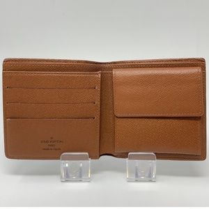 Authentic Louis Vuitton Monogram mens bi-fold Marco wallet